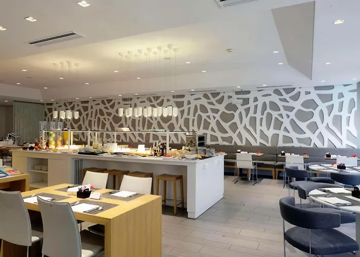 Nh Collection De Hotel 4*