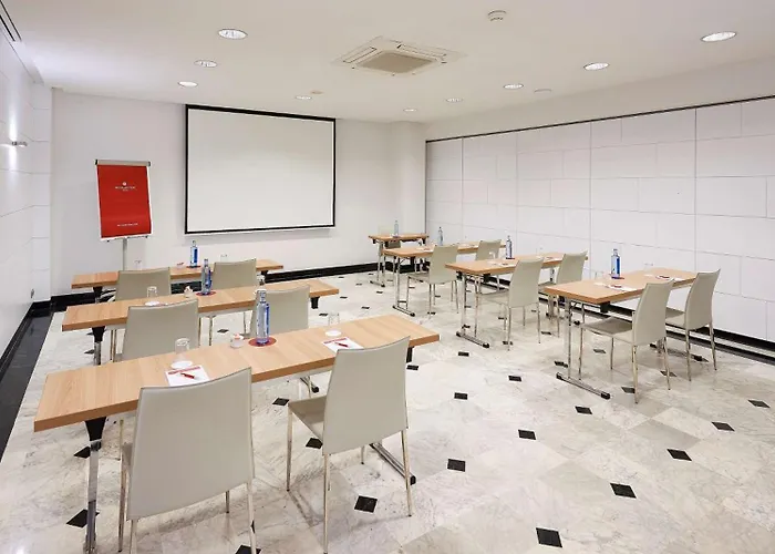 Nh Collection De Hotel 4*