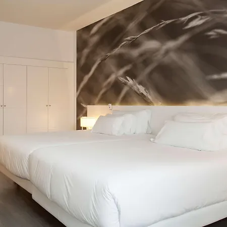 Nh Collection De Hotel 4*