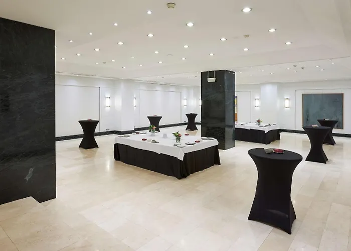 Hotel Nh Collection De 4*