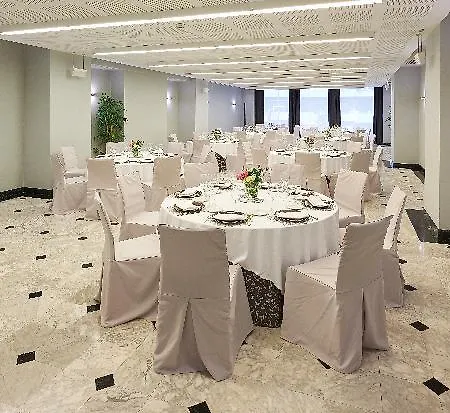 Nh Collection De Hotel 4*