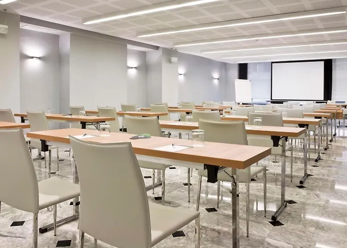 Nh Collection De Hotel 4*